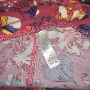 Lularoe Tall and Curvy leggings